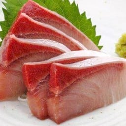ปลาบุริ ซาชิมิ