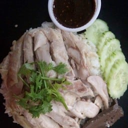 ข้าวมันไก่ต้ม-พิเศษ