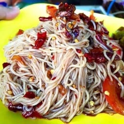 ตำขนมจีน