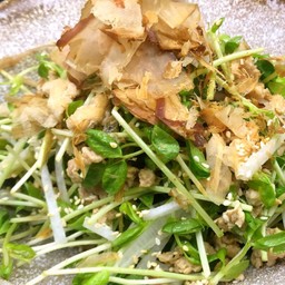 สลัดโตวเหมี่ยว