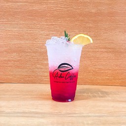 สตรอว์เบอร์รี่โซดา