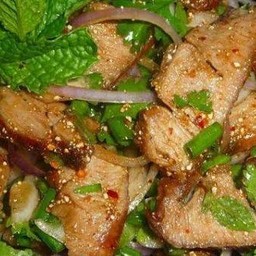 น้ำตกหมู