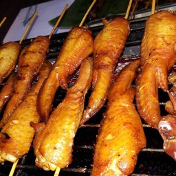 ข้าวเหนียวหมูปิ้ง ปังปัง
