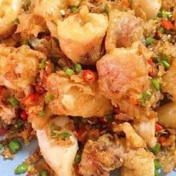 ปลาหมึกสด ผัดพริกเกลือ (กับข้าว)