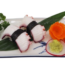 ซูชิหนวดหมึกยักษ์ 2 คำ