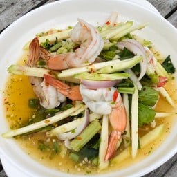 ยำมะม่วงกุ้งสุก
