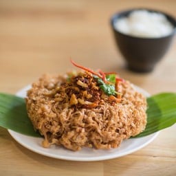 ไข่เจียวฟูน้ำพริกกากหมู