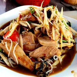 ตำป่าหมูย่าง