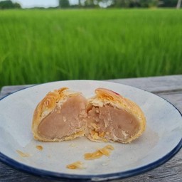 ไส้เผือก   {กล่องใหญ่}