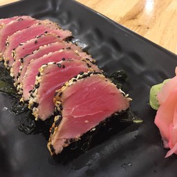 ทูน่าทาทากิ