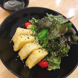 สลัดเต้าหู้