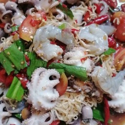 ร้าน ยำสิกินบ่