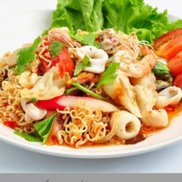 ยำมาม่าทะเล