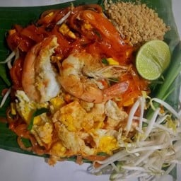 ผัดไทยกุ้งสด