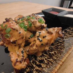 ปีกไก่ทอดสไตล์โมริ