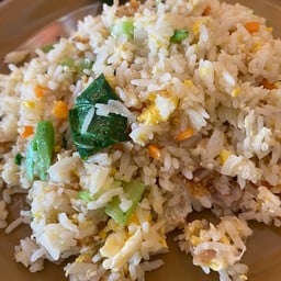 ข้าวผัดปลาเค็ม