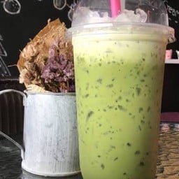 ฟ้าใส Coffee shop