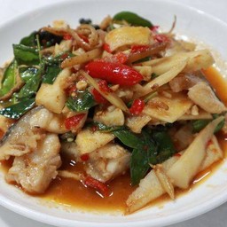 ผัดฉ่าปลาคัง