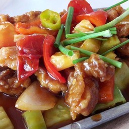 ปลากะพงผัดเปรี้ยวหวาน