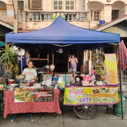 ร้านผัดไท&โรตี&ปังปิ้ง&ไก่ปิ้งเจ้วา บางบัวทอง