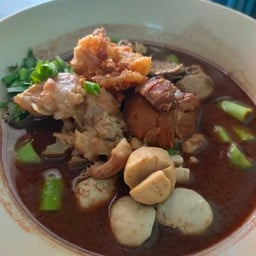 ก๋วยเตี๋ยวชาจิ๋ว