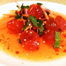 ยำไข่แดง