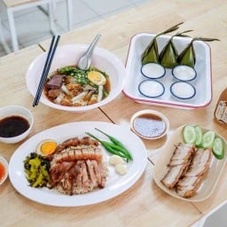 ขาหมูโกอ๊อดหน้าวัดเทพ & ชาพะยอม  สาขา 1 ถนนเจ้าฟ้าตะวันออก