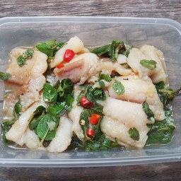 กับข้าว ผัดกะเพรา