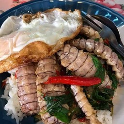 ข้าวกระเพรากั้ง