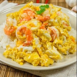 ข้าวกุ้งไข่ขยี้+พริกน้ำปลา