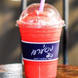 สตอเบอรี่สมูทตี้