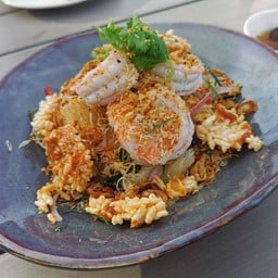 IDin the river cafe and bar