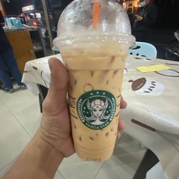 ชาเย็น ทางร้านใช้เป็นชาซีลอนอย่างดี