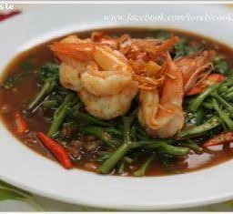 ผัดผักบุ้งกุ้ง ราดข้าว