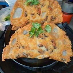 หอยใหญ่ กะทะร้อน ตลาดวีมาร์เก๊ต