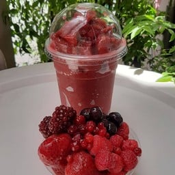 ใบหม่อนน้ำผลไม้ปั่น