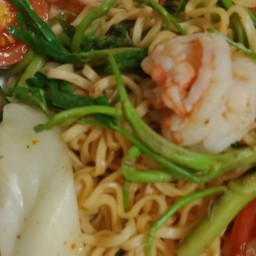 ส้มตำยำแซ่บ คลองตัน