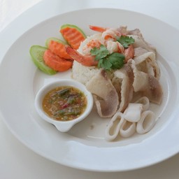 ข้าวคลุกพริกเกลือ