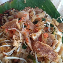 ผัดไทยหมูหมัก