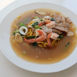 ราดหน้าทะเล