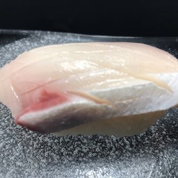 No.245 ข้าวปั้นปลาฮามาชิ