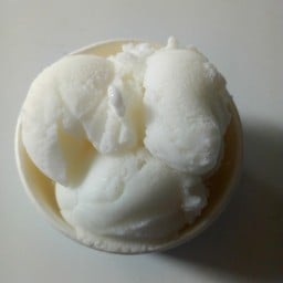 ไอศครีมกะทิชื่นใจ ลำพูนป่าซาง