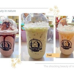 นมหมีปั่นBee Bear