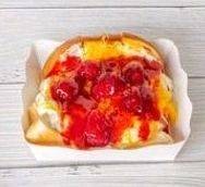 ปังปิ้งเนยและวิปครีม ฝอยทอง สตอเบอรี่