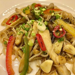 No.150 ชิราตากิ สไปร์ซี่