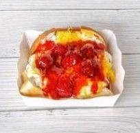 ปังปิ้งเนยและแยมสตอเบอรี่