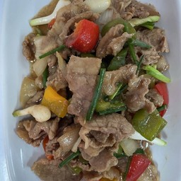 ผัดน้ำมันหอย หมู,หมึก,กุ้ง,เนื้อ