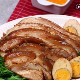 ขาหมู กับข้าว