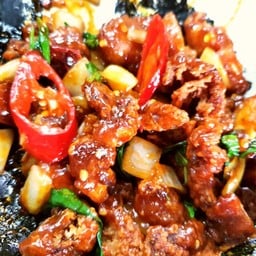 พริกเผาไก่กรอบ