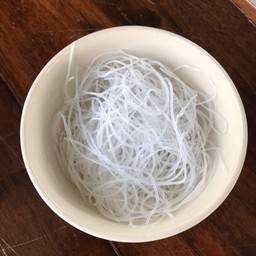 วุ้นเส้น